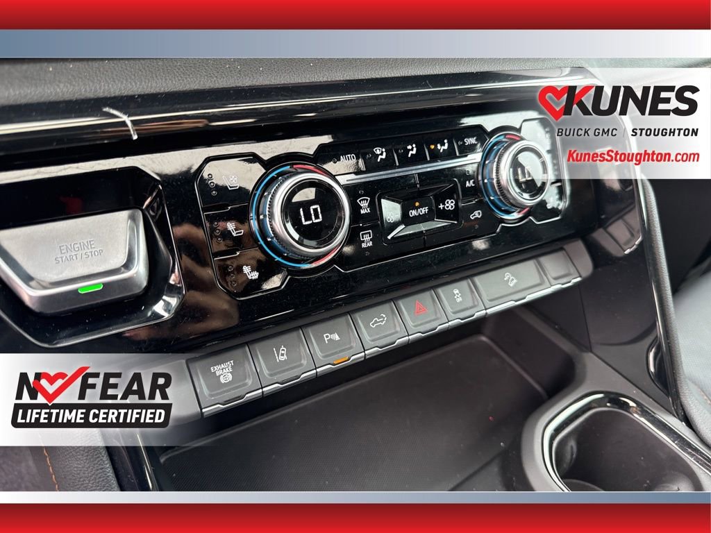 Used 2025 GMC Sierra 2500 AT4 AWD/4WD image 35