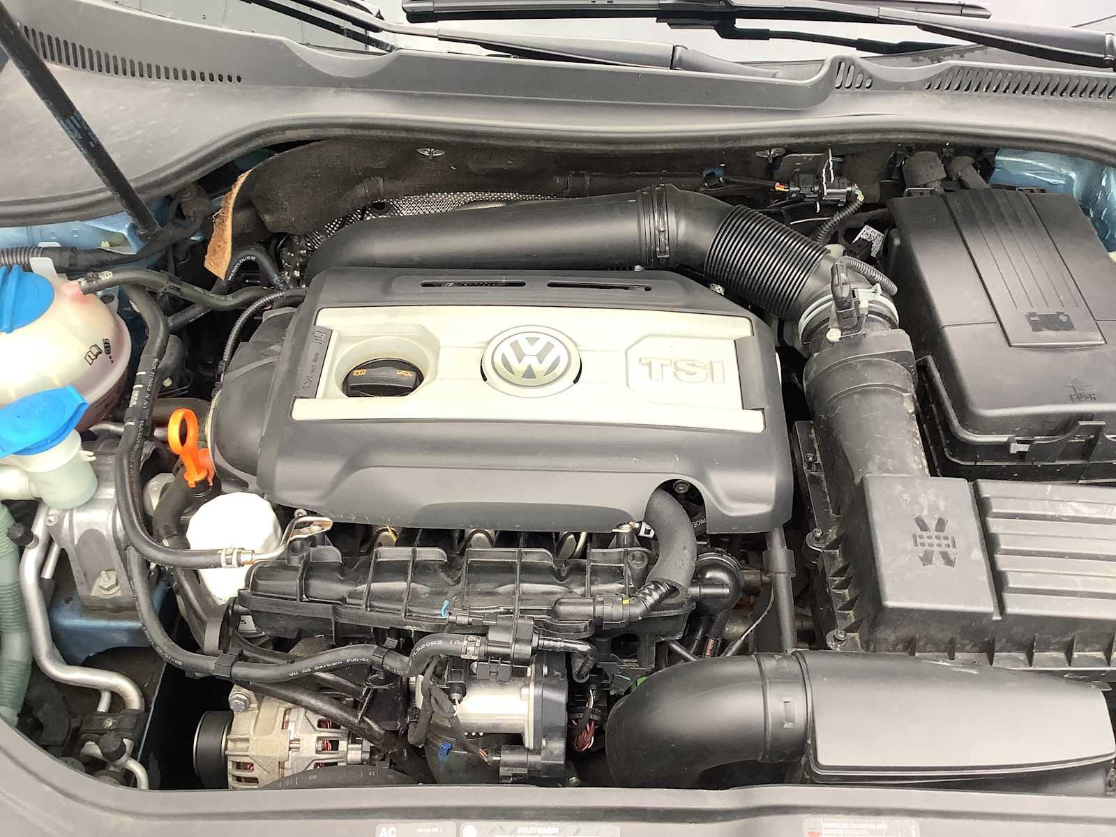 Used 2009 Volkswagen Eos Lux FWD image 8