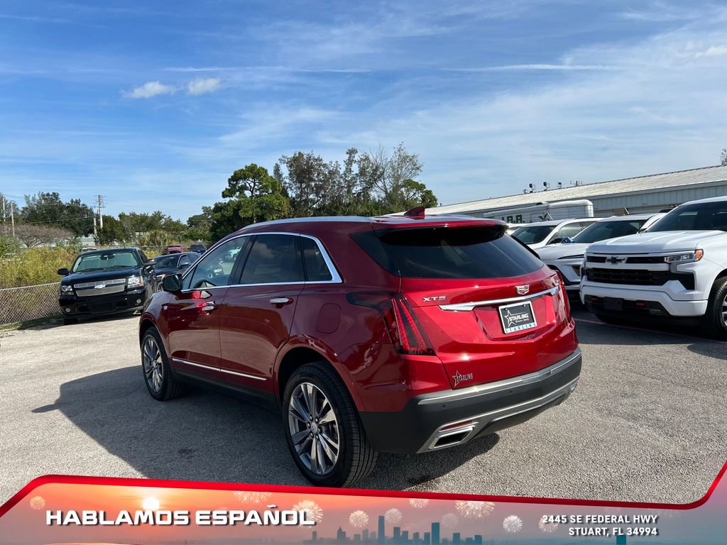 Used 2025 Cadillac XT5 Premium Luxury image 5