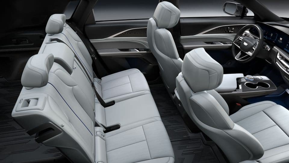 New 2026 Cadillac Lyriq Luxury w/ LPO, Floor Liner Package AWD/4WD image 43