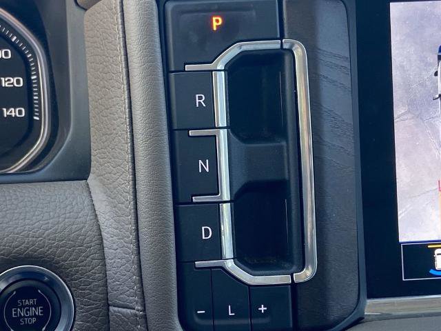 Used 2021 GMC Yukon Denali w/ Denali Premium Package image 12