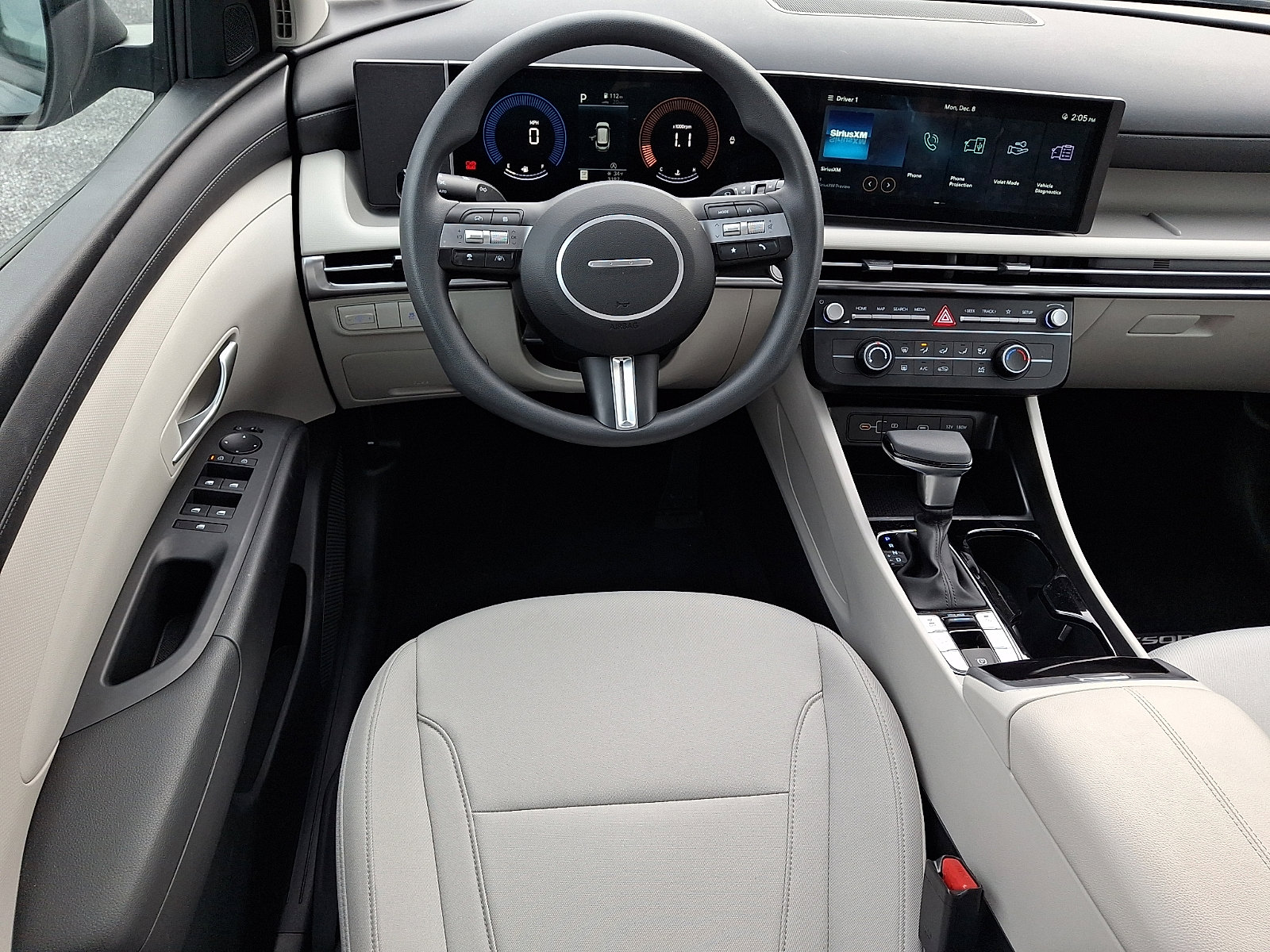 Used 2025 Hyundai Tucson SE image 11