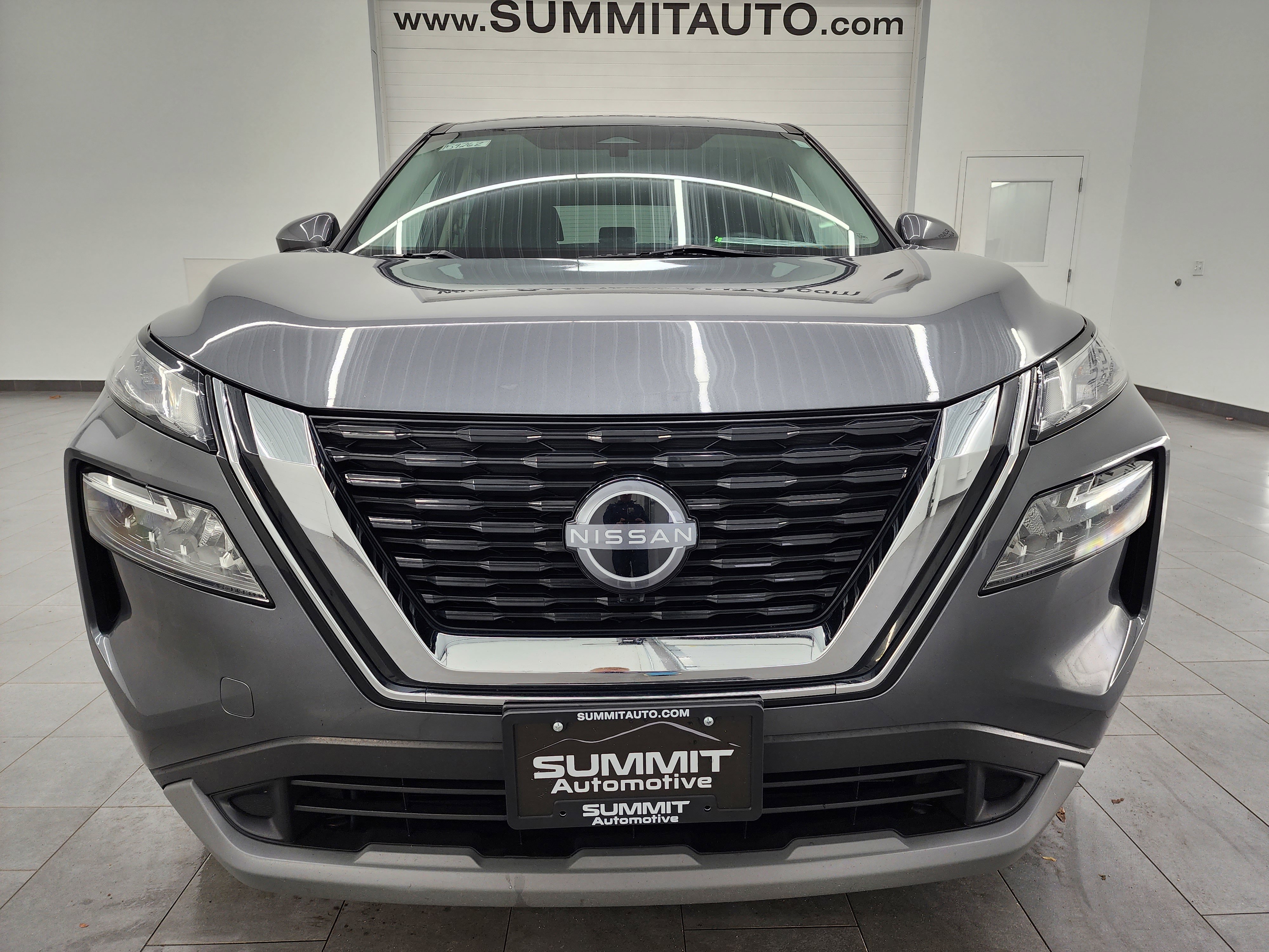 Used 2023 Nissan Rogue SV image 21