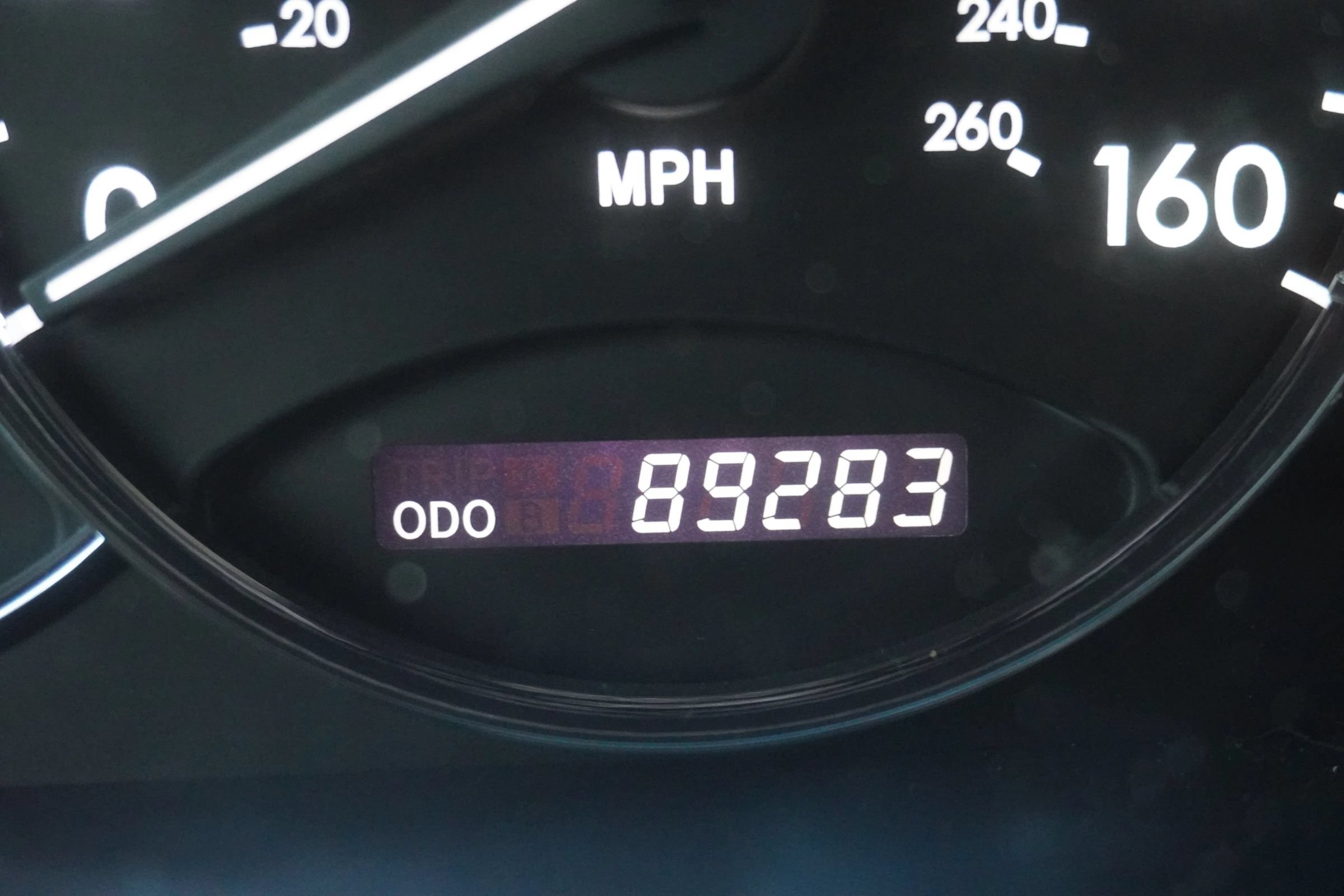 Used 2010 Toyota Avalon XLS FWD image 15