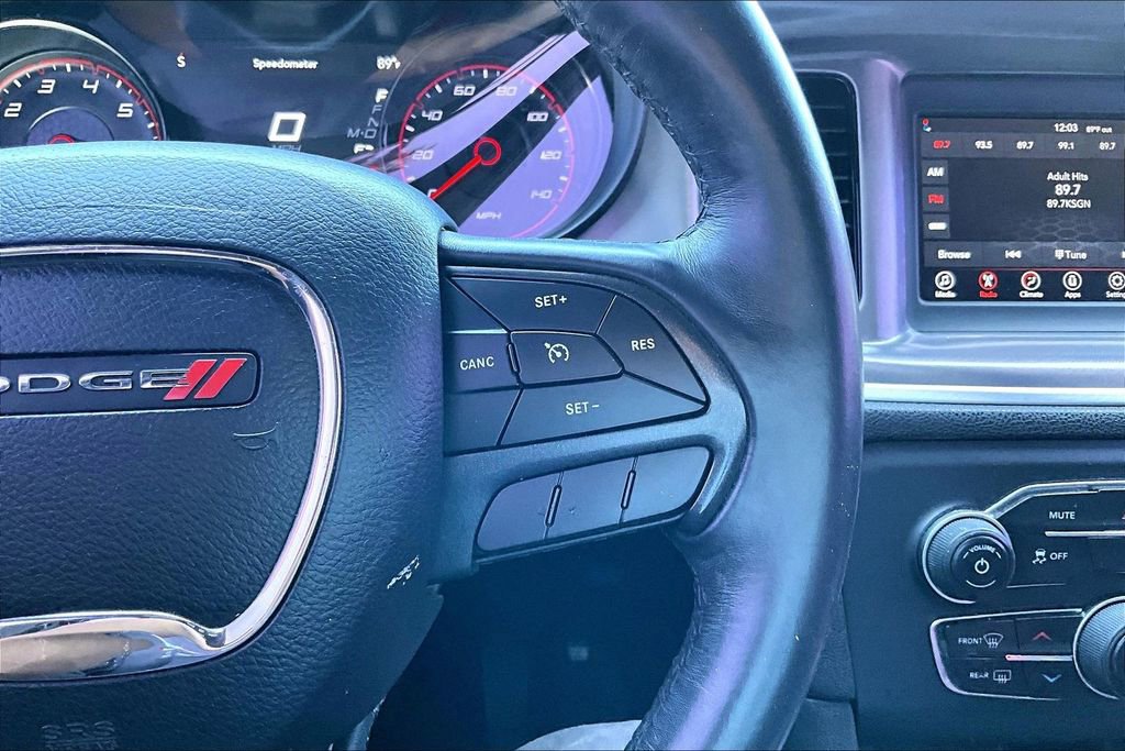 Used 2019 Dodge Charger SXT w/ Blacktop Package RWD image 7