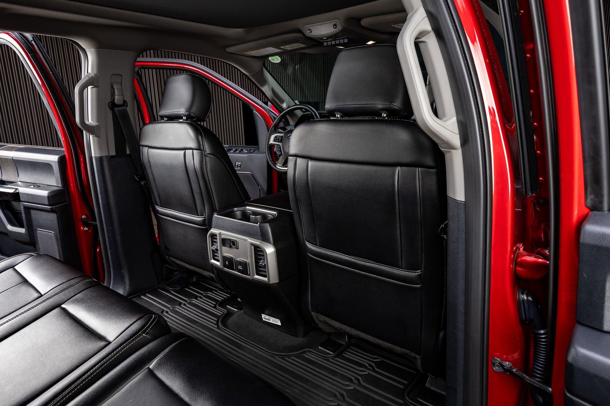 Used 2021 Ford F250 Lariat w/ Lariat Ultimate Package image 32