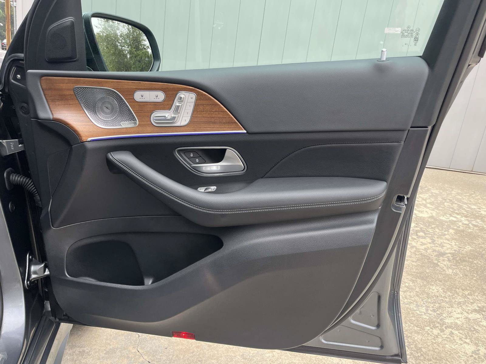 Certified 2025 Mercedes-Benz GLE 350 4MATIC image 52
