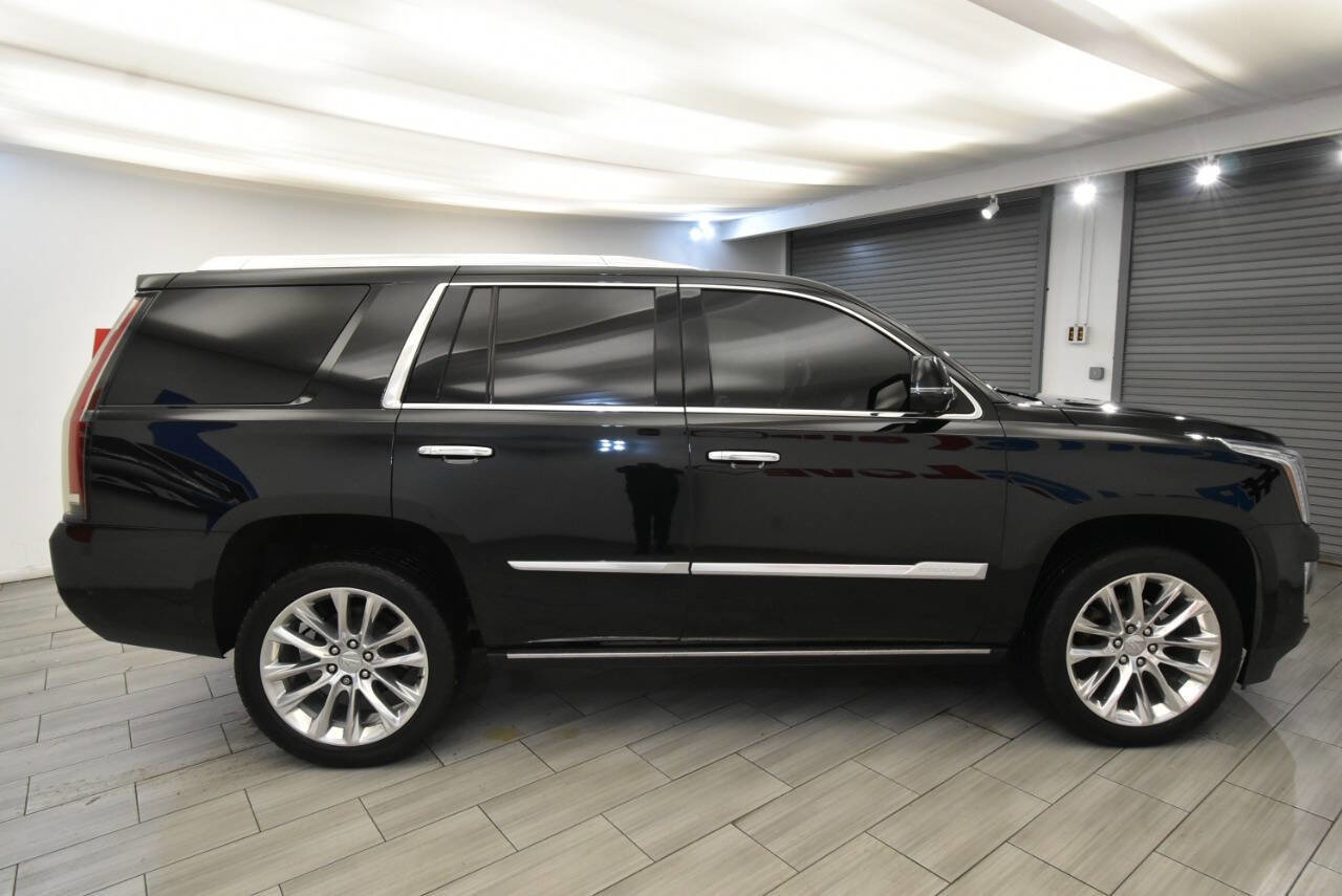 Used 2020 Cadillac Escalade Premium Luxury image 6