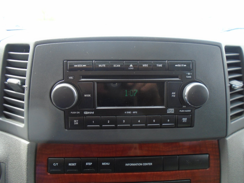 Used 2005 Jeep Grand Cherokee Limited AWD/4WD image 18