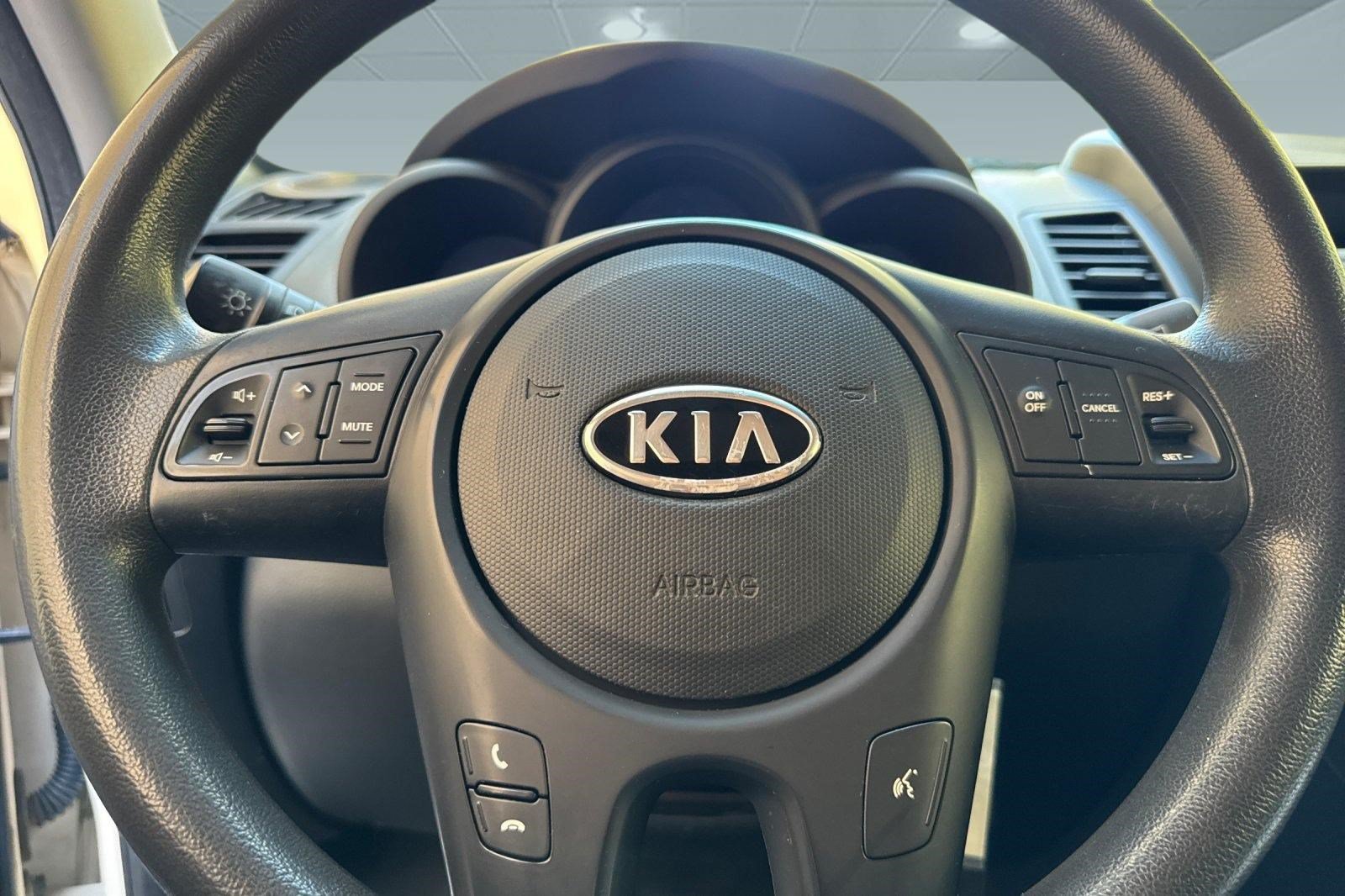 Used 2012 Kia Soul FWD image 10