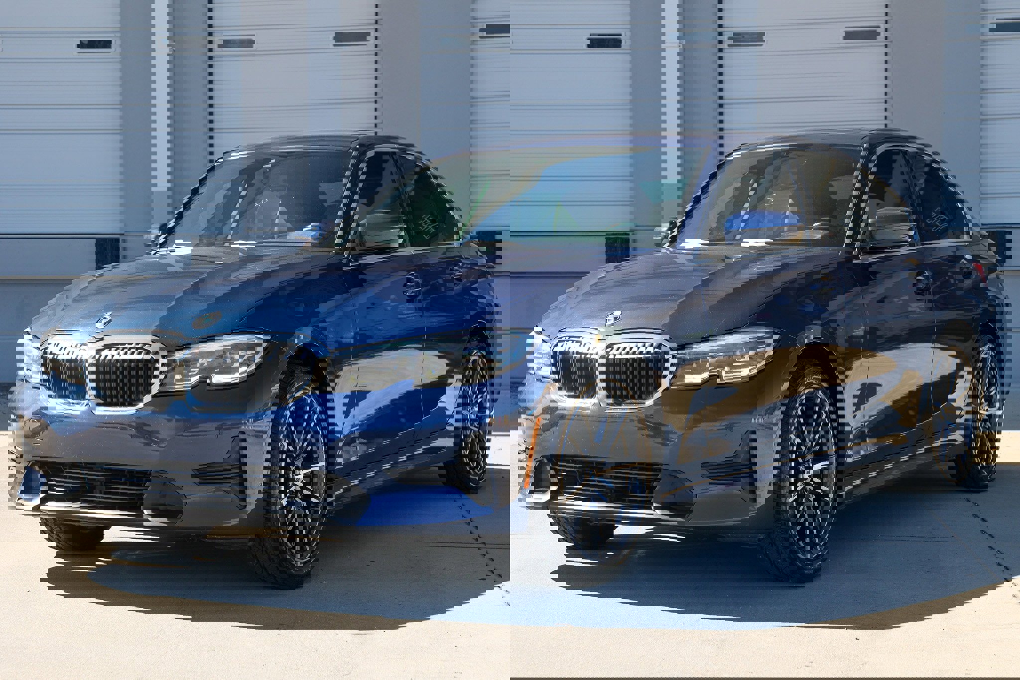 Used 2021 BMW 330i Sedan w/ Convenience Package image 4