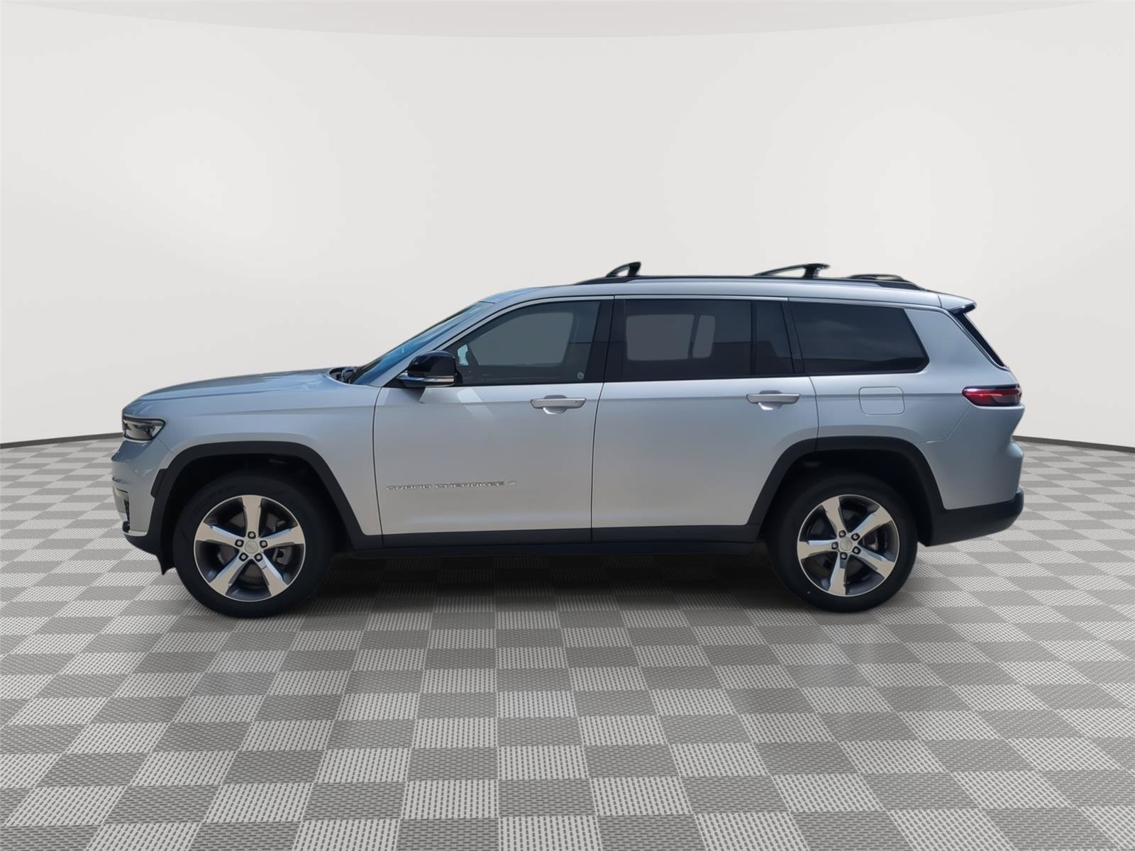 Used 2021 Jeep Grand Cherokee L Limited RWD image 8