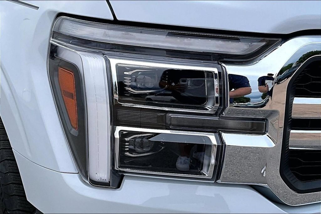 Used 2025 Ford F150 Lariat w/ Equipment Group 501A Mid AWD/4WD image 31