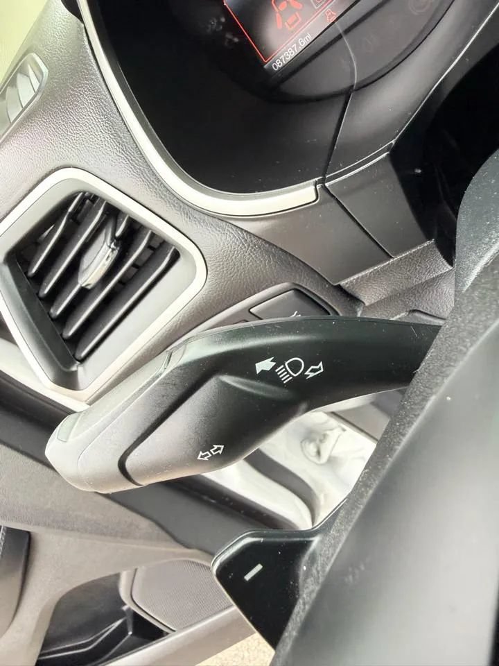 Used 2018 Ford Edge SEL w/ Equipment Group 201A AWD/4WD image 21