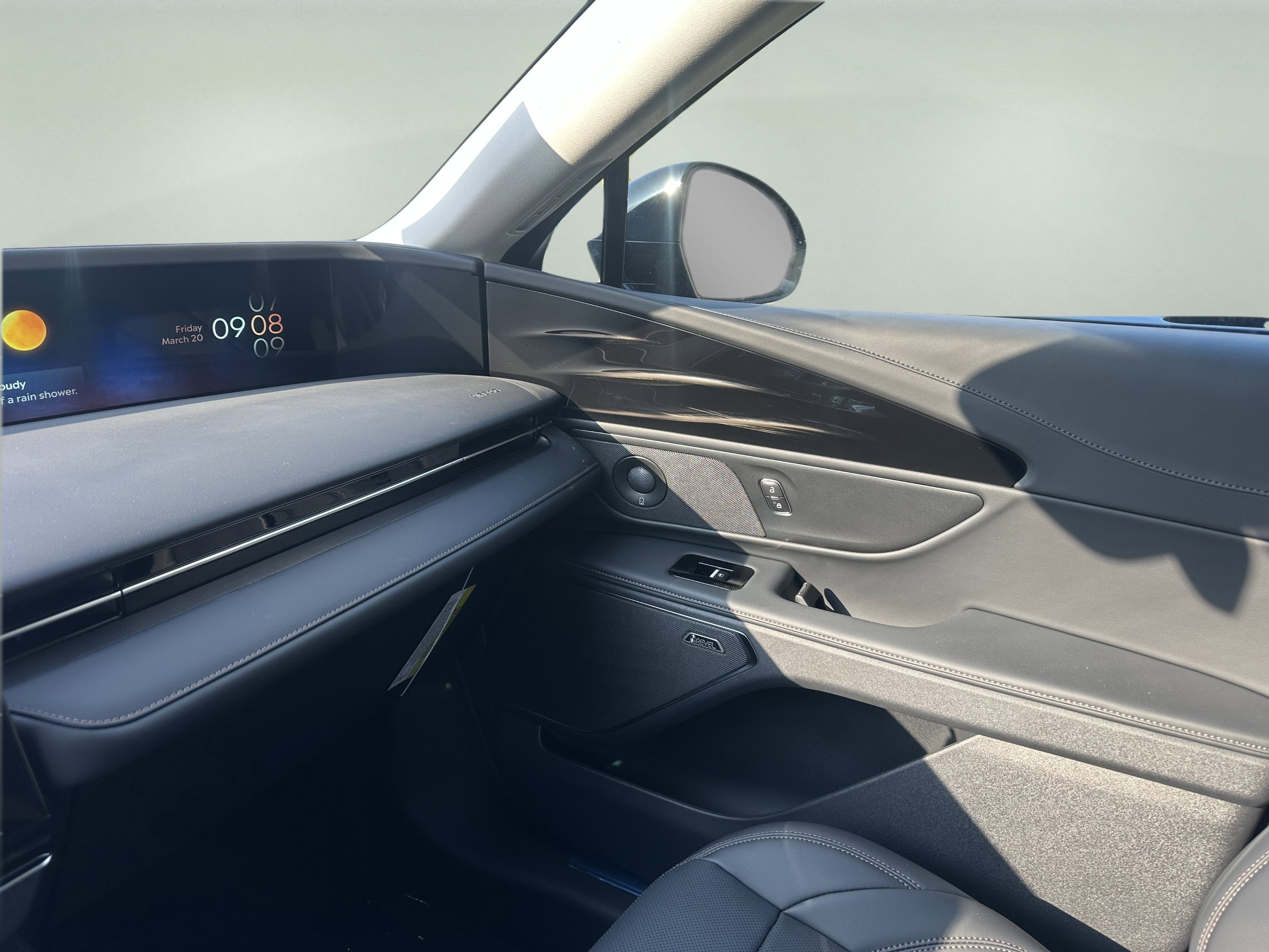 New 2026 Lincoln Nautilus Premier w/ Equipment Group 102A image 17