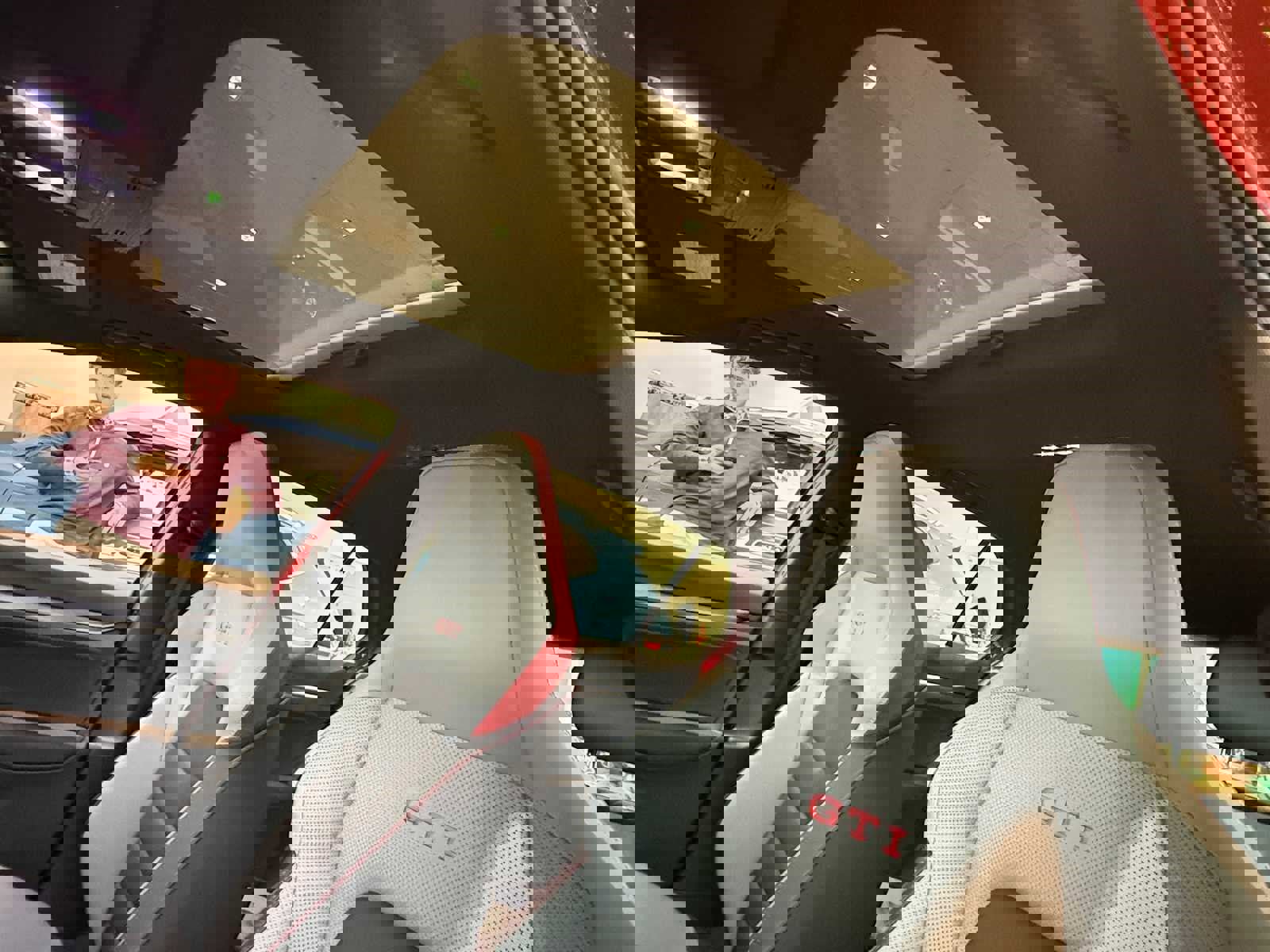 New 2025 Volkswagen GTI SE image 9