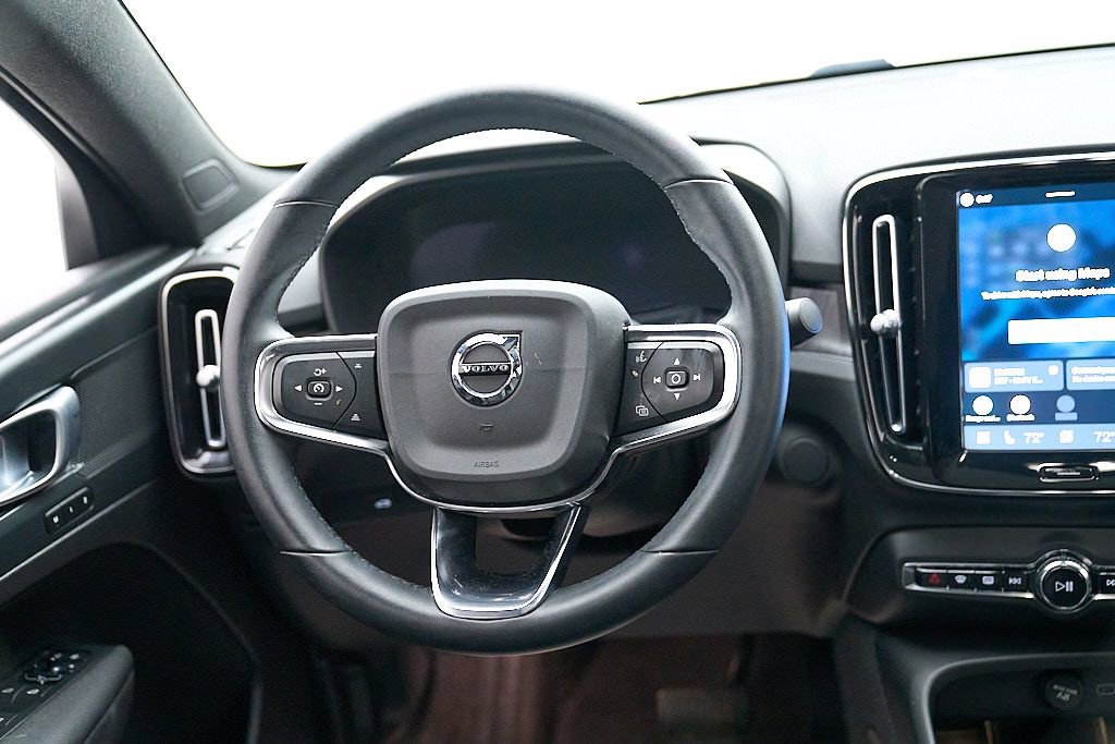 Used 2023 Volvo C40 Recharge Core AWD/4WD image 24