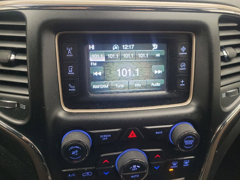 Used 2017 Jeep Grand Cherokee Laredo w/ Quick Order Package 23E image 25