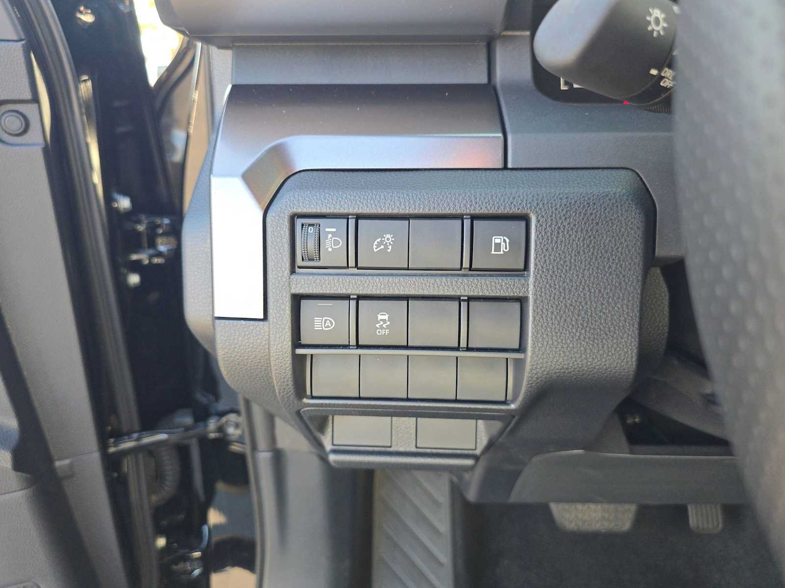 Certified 2026 Toyota 4Runner SR5 RWD image 32