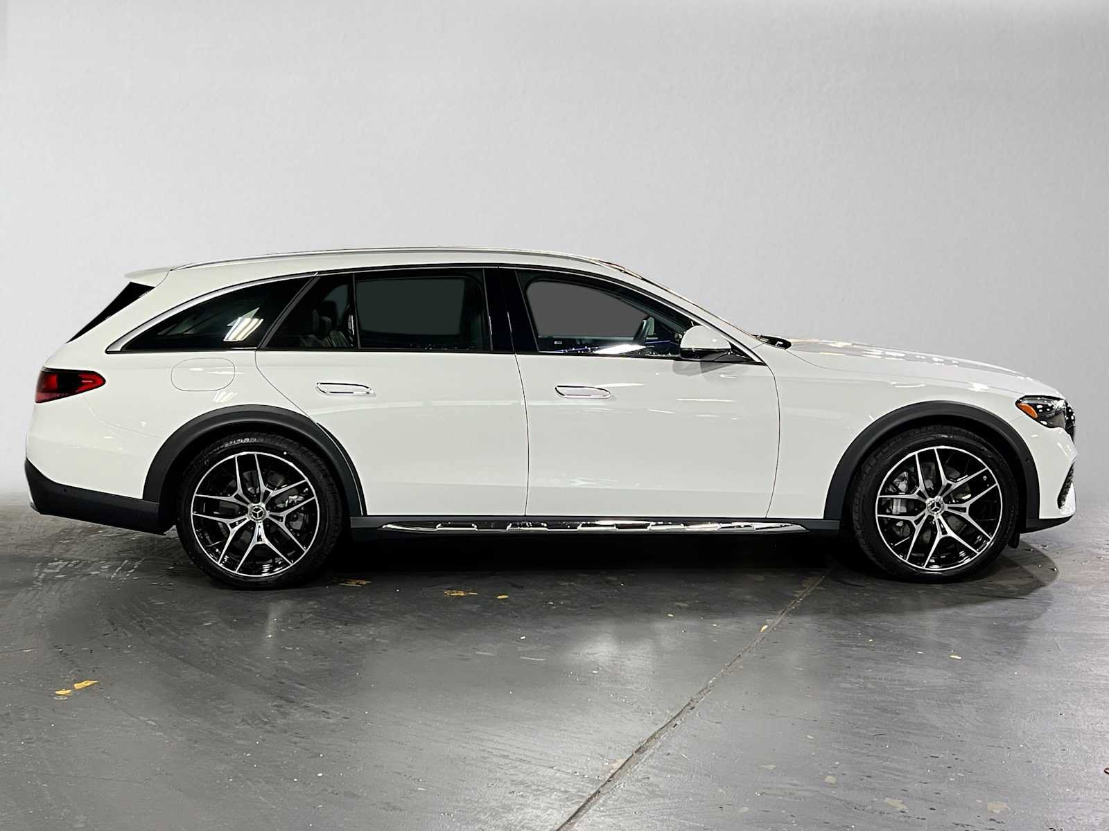Certified 2026 Mercedes-Benz E 450 4MATIC All-Terrain Wagon image 3