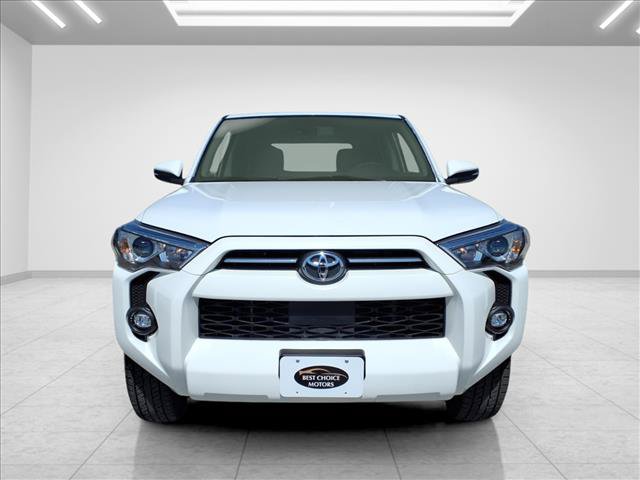 Used 2024 Toyota 4Runner SR5 Premium AWD/4WD image 4