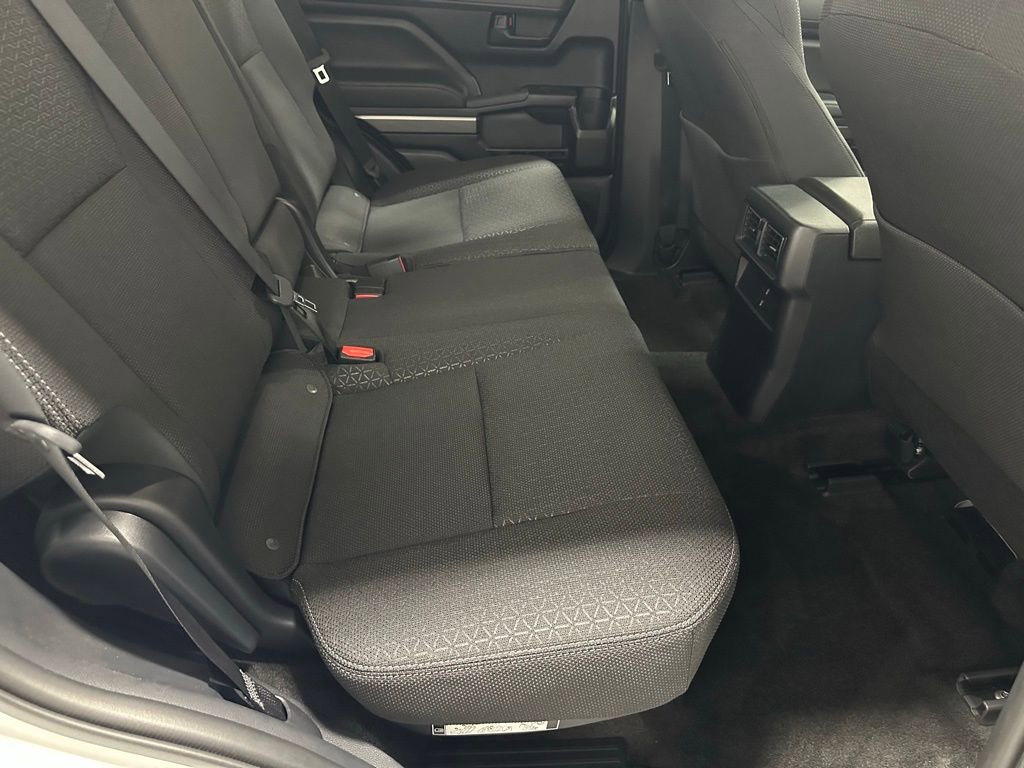 Used 2025 Toyota 4Runner SR5 AWD/4WD image 52