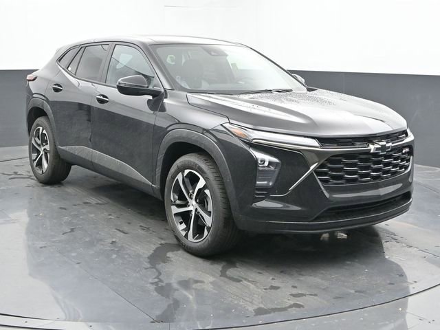 New 2026 Chevrolet Trax RS image 2