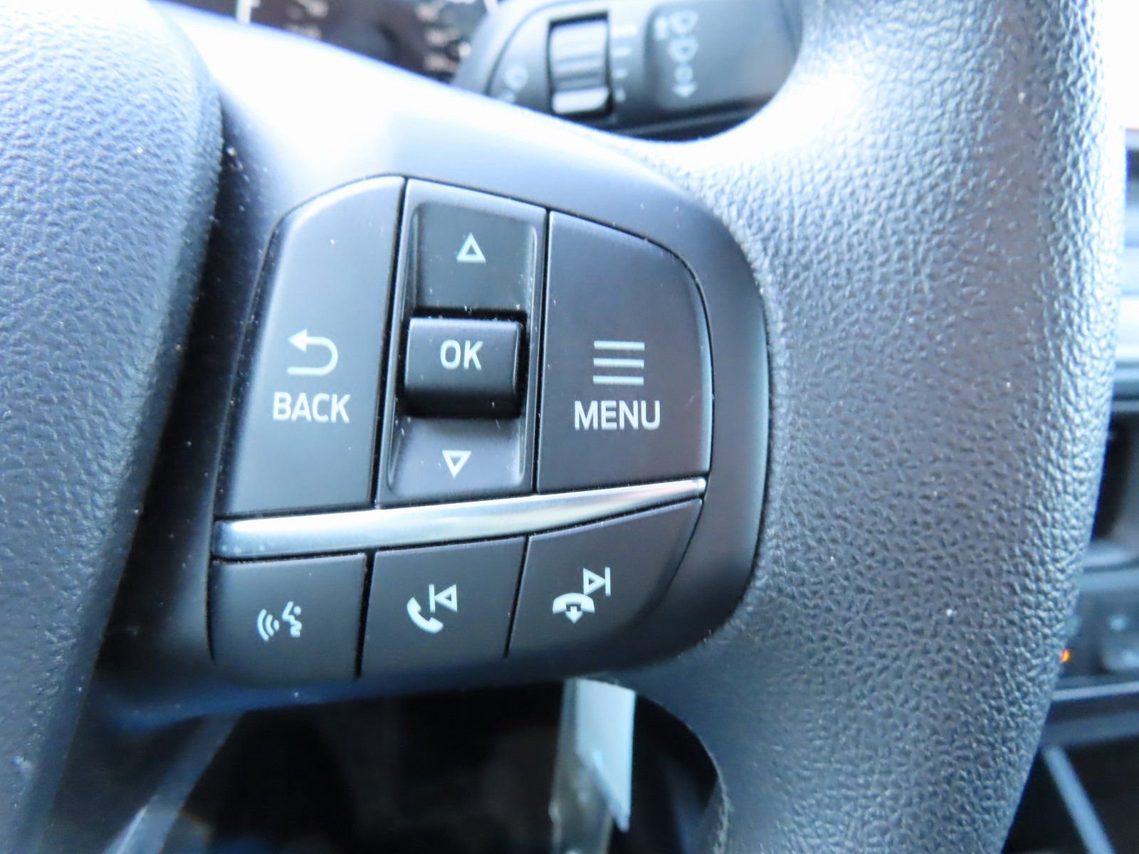 Used 2024 Ford Maverick XL image 18