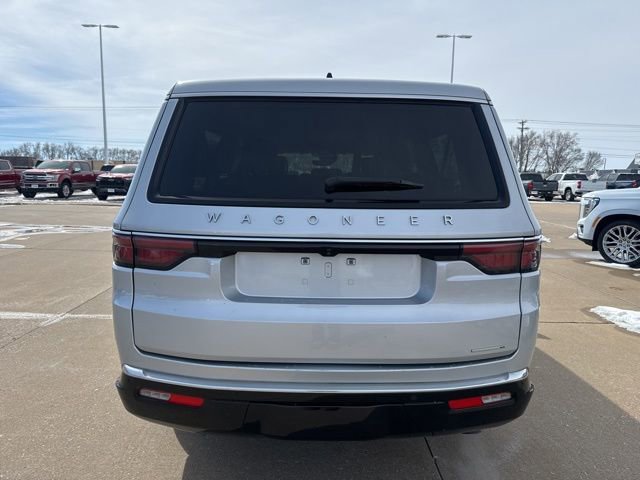 Used 2024 Jeep Wagoneer L Series II w/ Flexible Seating Group image 4