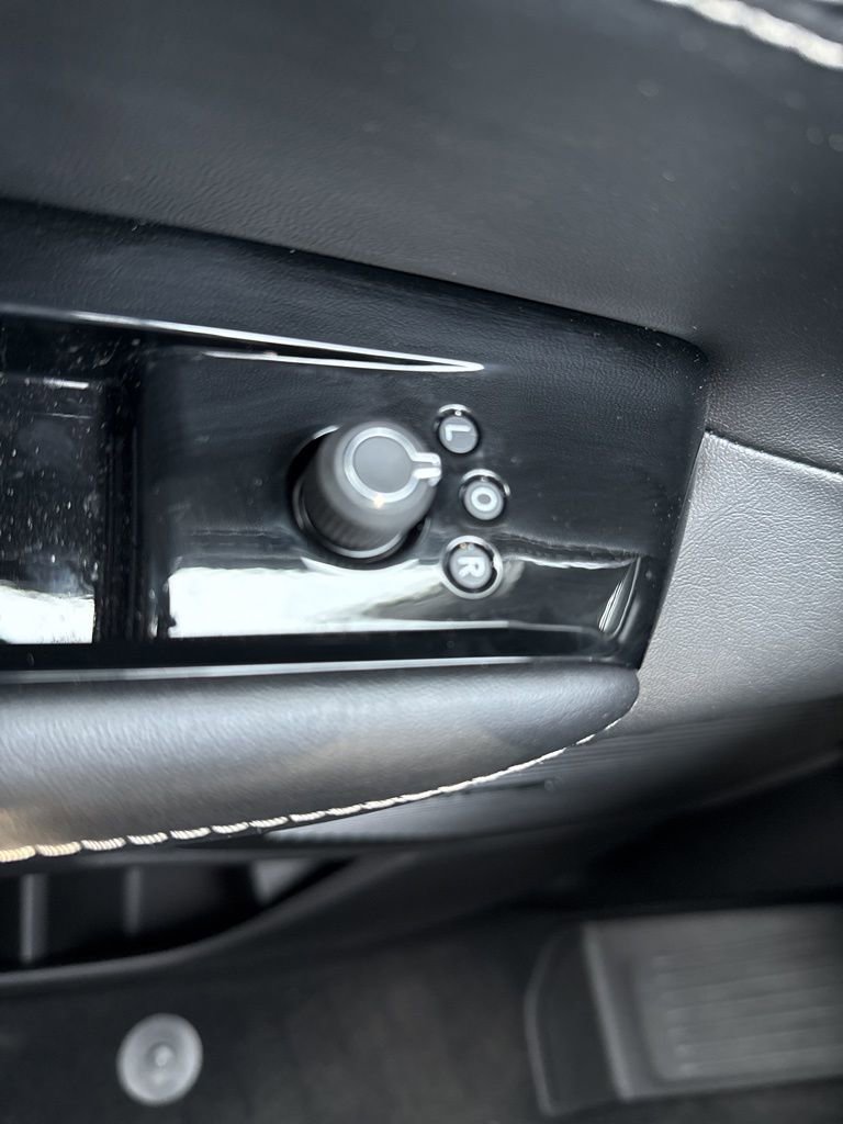 New 2026 Jeep Grand Wagoneer L 4WD image 21