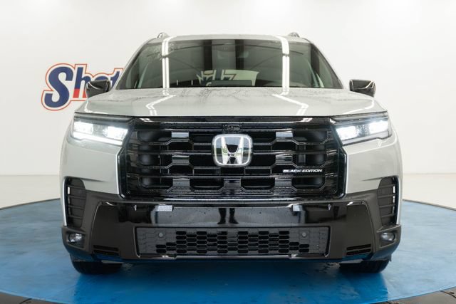 New 2026 Honda Pilot Black Edition image 3