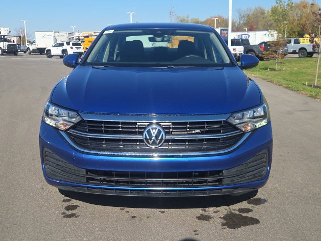 Used 2024 Volkswagen Jetta S FWD image 3