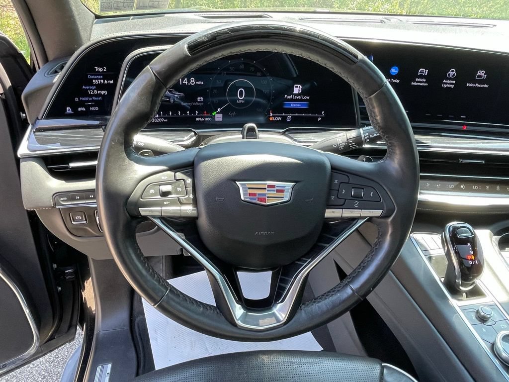 Used 2024 Cadillac Escalade Sport w/ LPO, ONYX Package AWD/4WD image 39