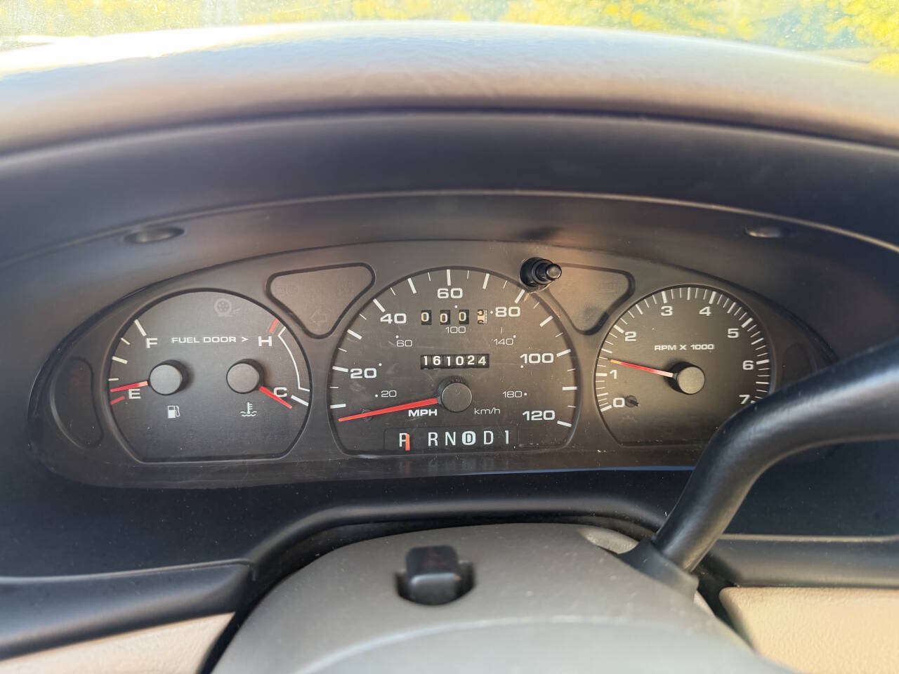 Used 2002 Ford Taurus SE FWD image 25