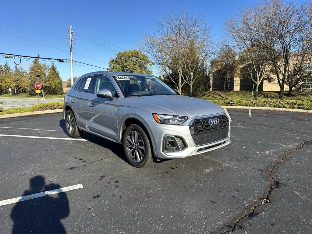 Used 2025 Audi Q5 2.0T Premium Plus w/ Premium Plus Package