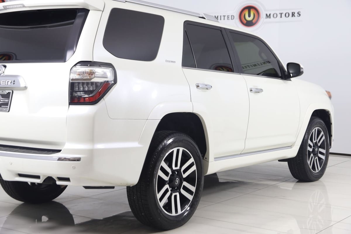 Used 2023 Toyota 4Runner Limited AWD/4WD image 43