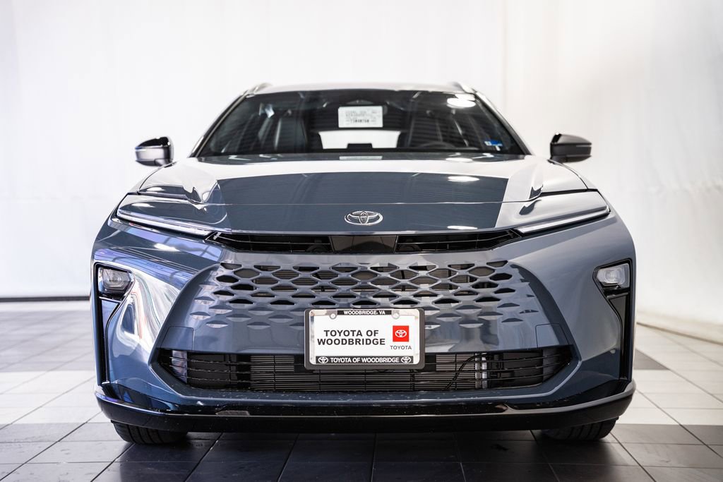 New 2026 Toyota Crown Signia XLE image 2