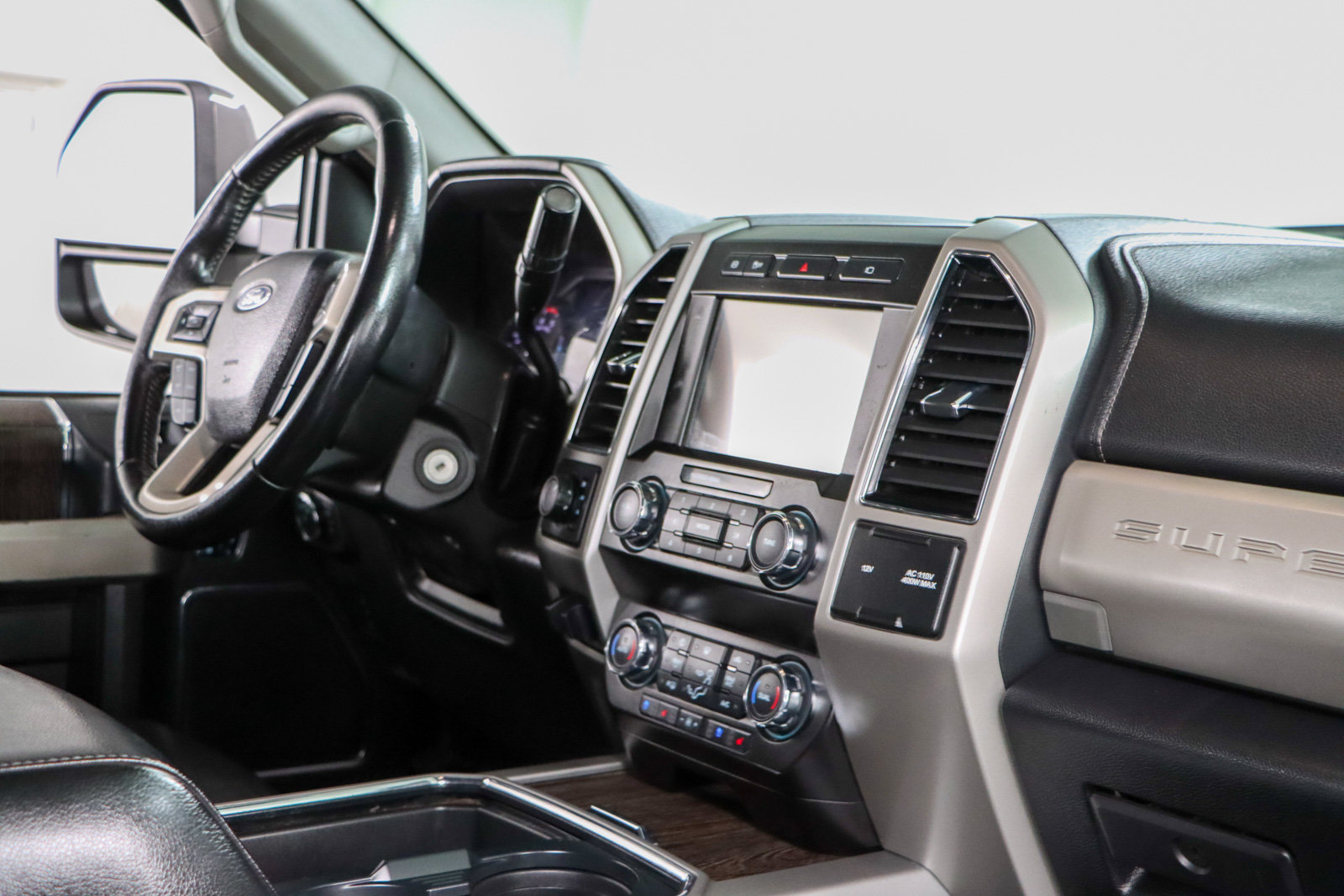 Used 2021 Ford F250 Lariat w/ Lariat Value Package AWD/4WD image 27