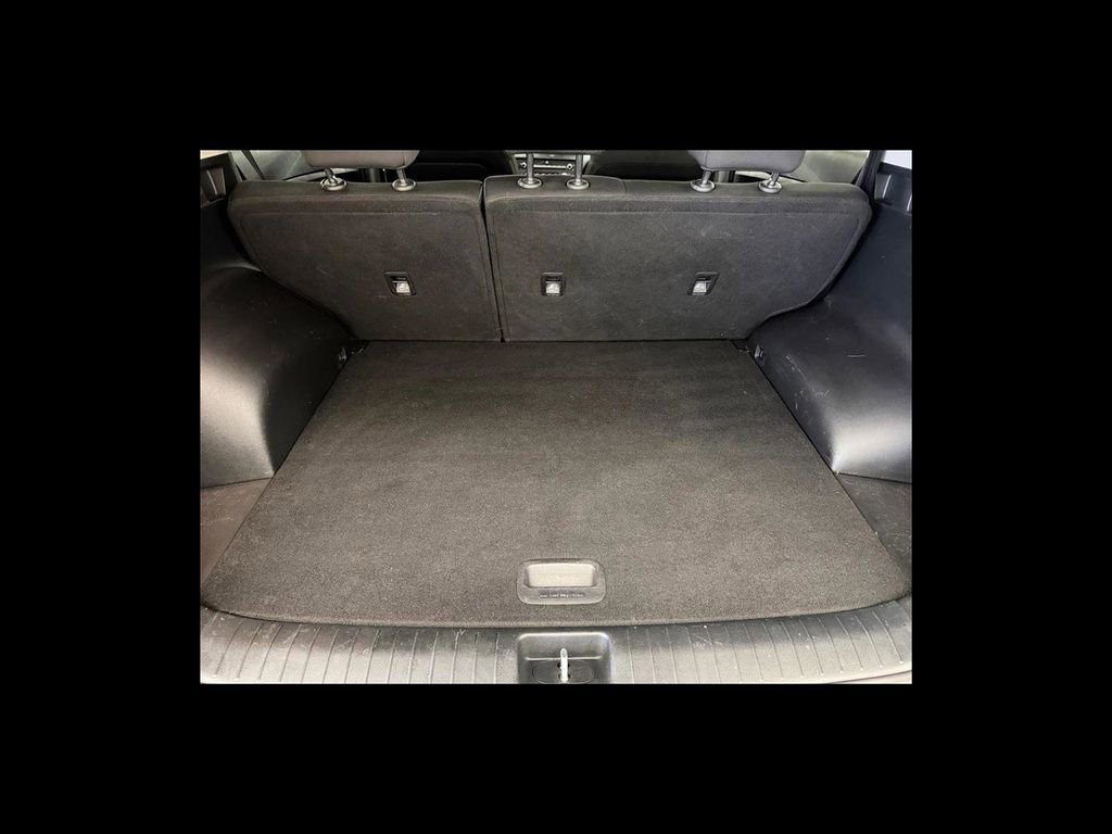 Used 2020 Kia Sportage LX image 20