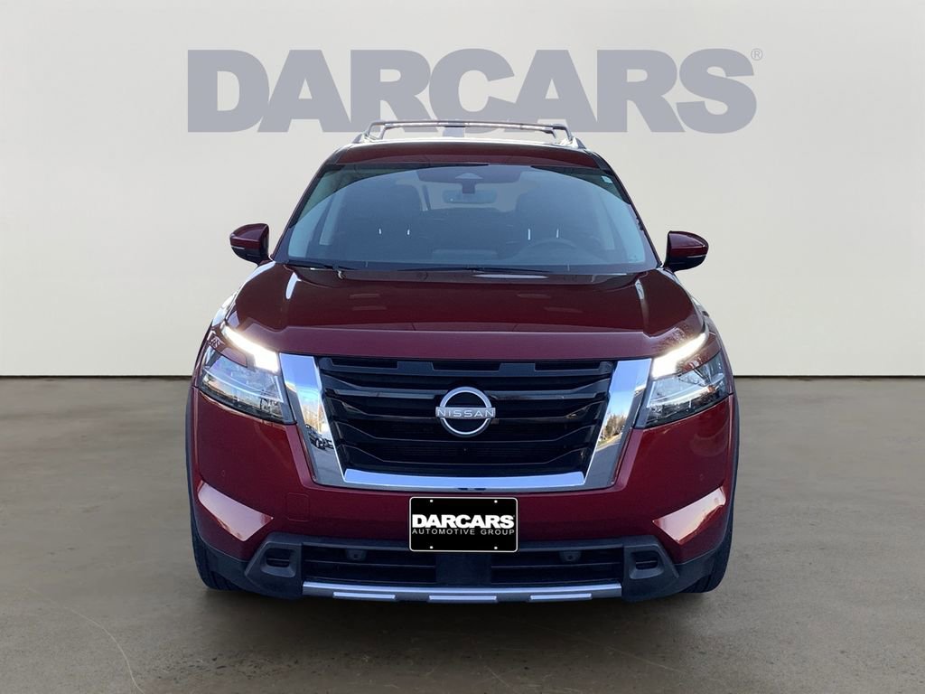 Used 2023 Nissan Pathfinder SL image 2