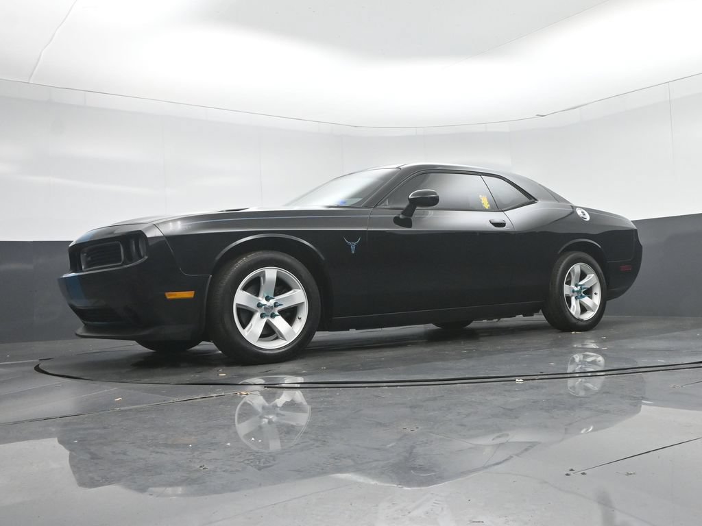 Used 2012 Dodge Challenger SXT RWD image 45