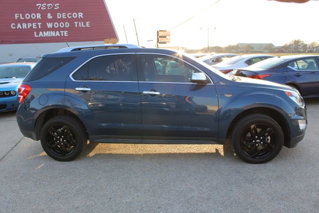 Used 2017 Chevrolet Equinox Premier w/ Enhanced Convenience Package AWD/4WD image 2