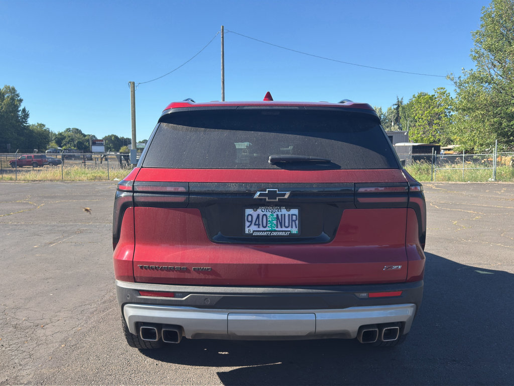 Used 2024 Chevrolet Traverse Z71 w/ Enhanced Driving Package AWD/4WD image 6