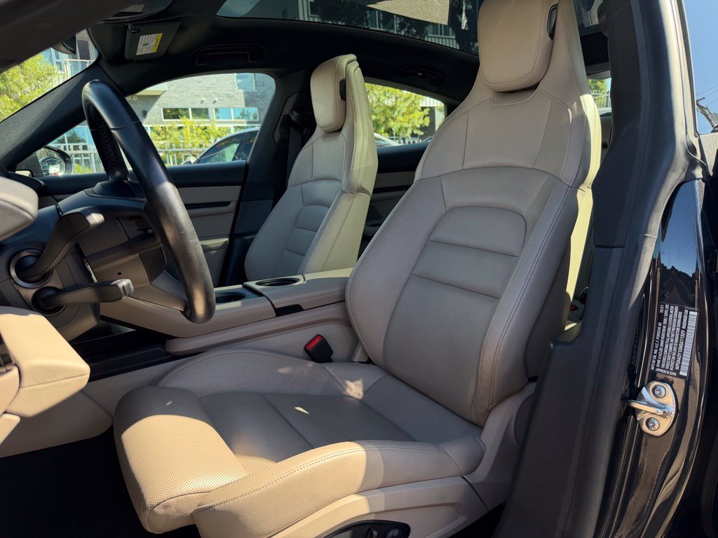 Used 2022 Porsche Taycan RWD image 18