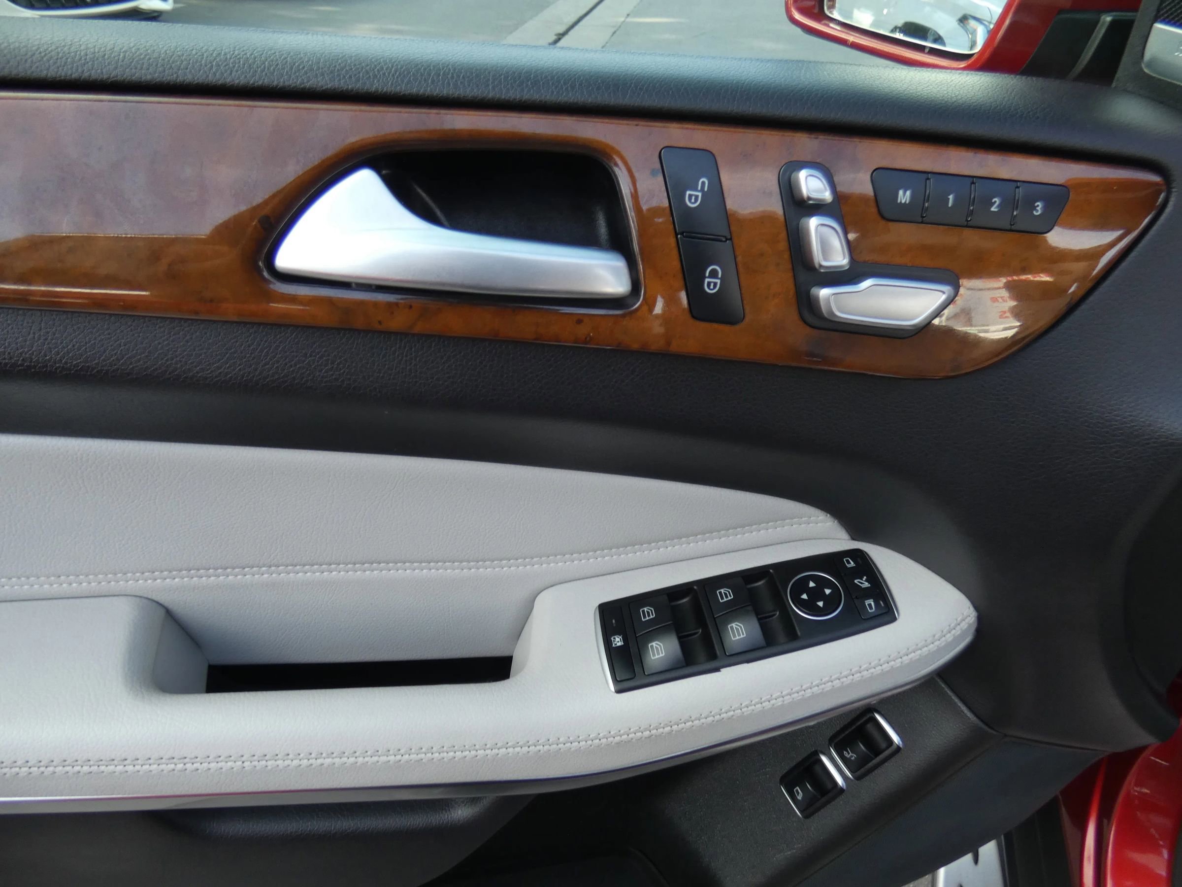 Used 2019 Mercedes-Benz GLS 550 4MATIC image 79