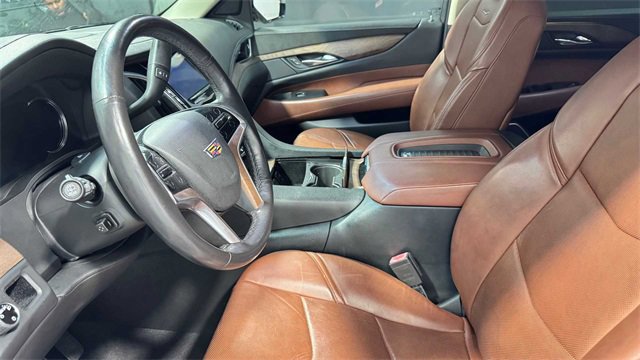 Used 2018 Cadillac Escalade ESV Premium Luxury image 22