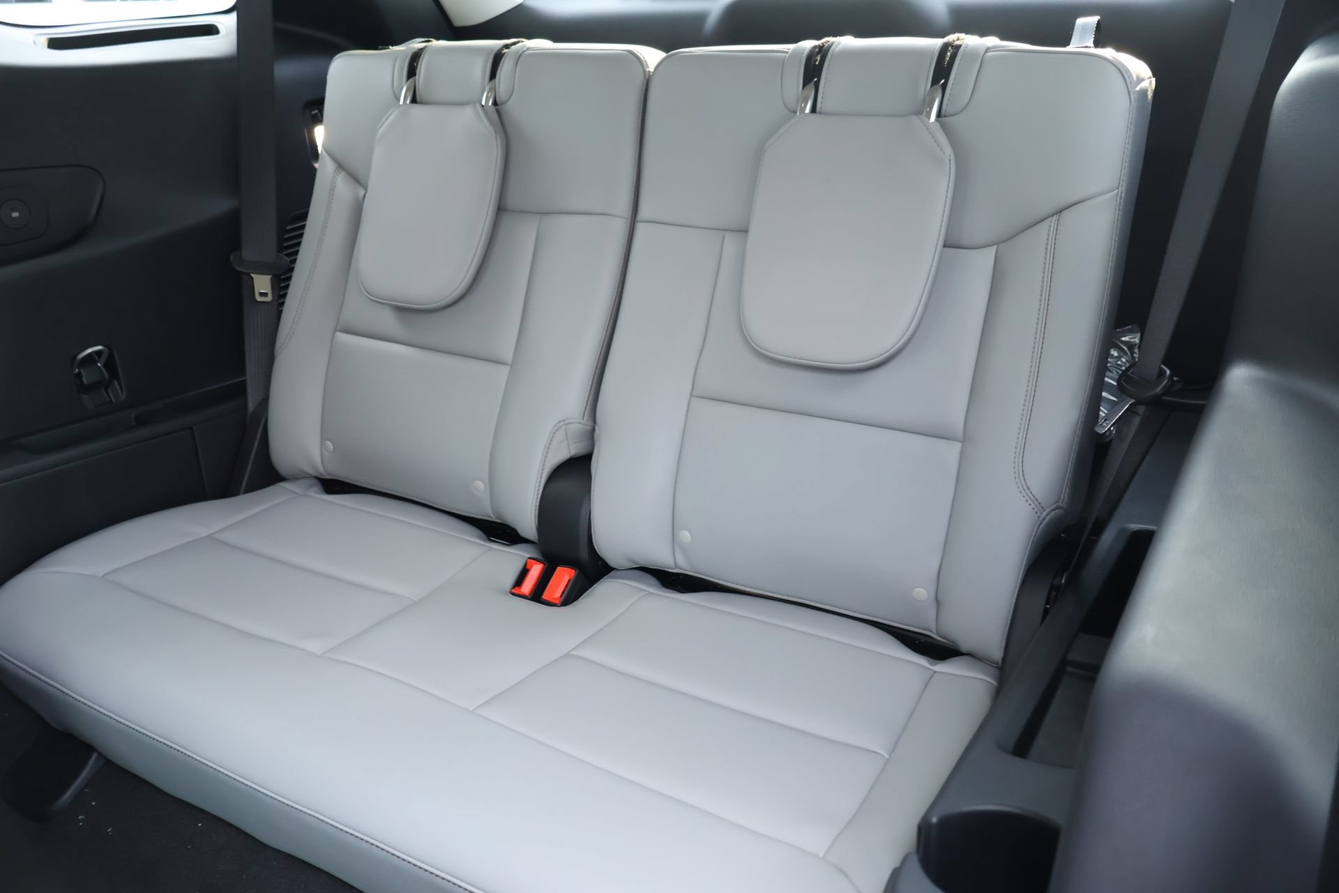 New 2026 Ford Explorer Active w/ Active Comfort Package AWD/4WD image 14