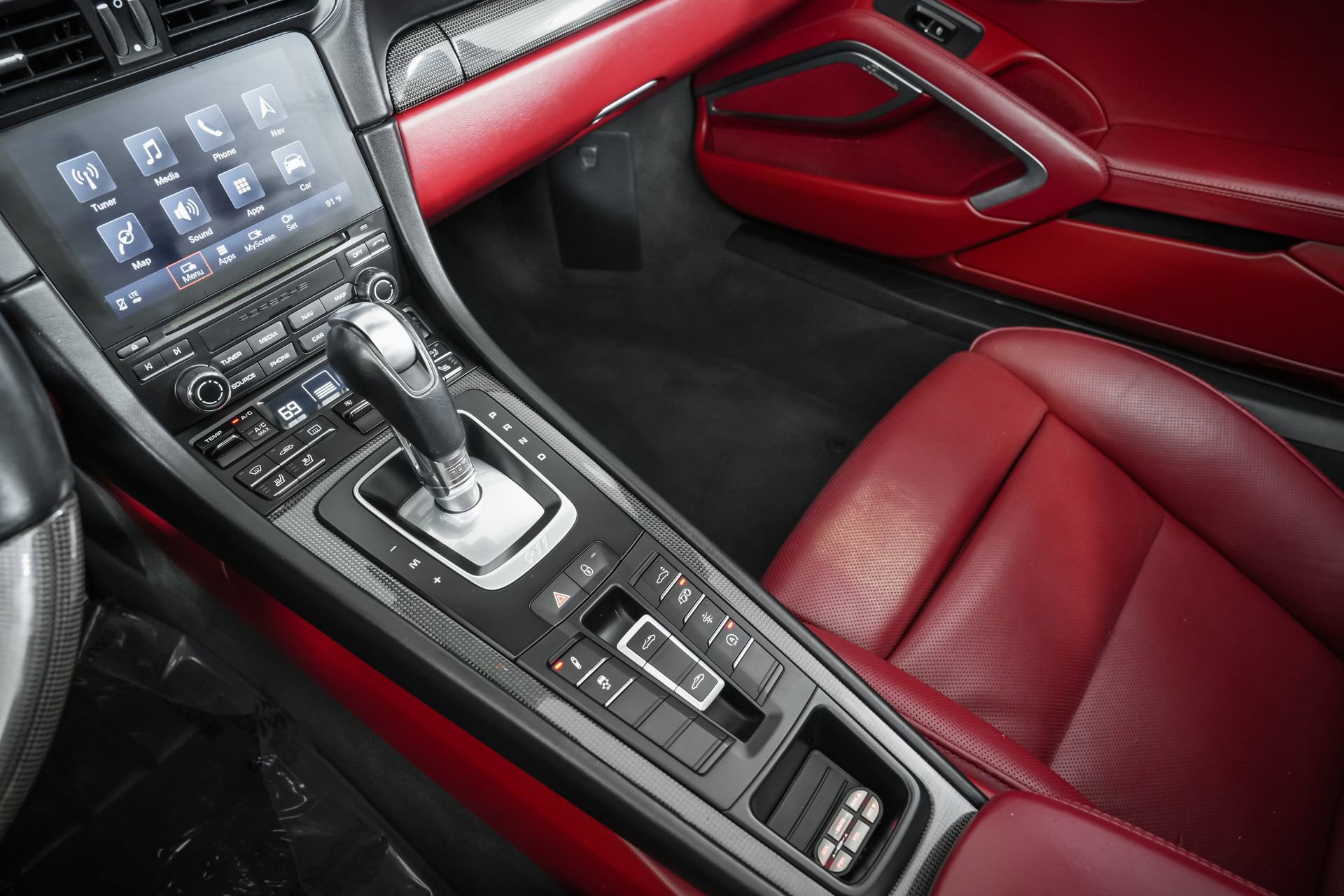 Used 2018 Porsche 911 Targa 4 GTS image 25