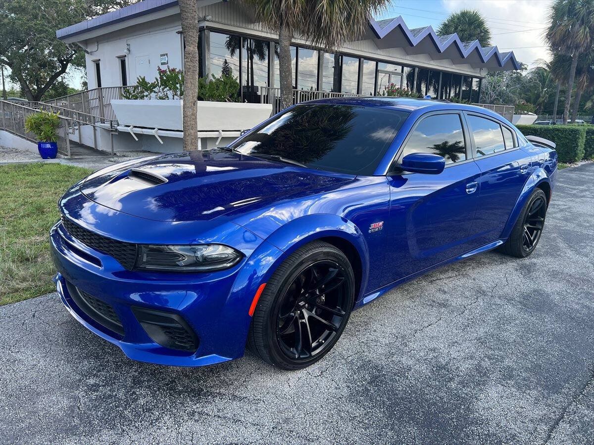 Used 2022 Dodge Charger Scat Pack RWD image 2