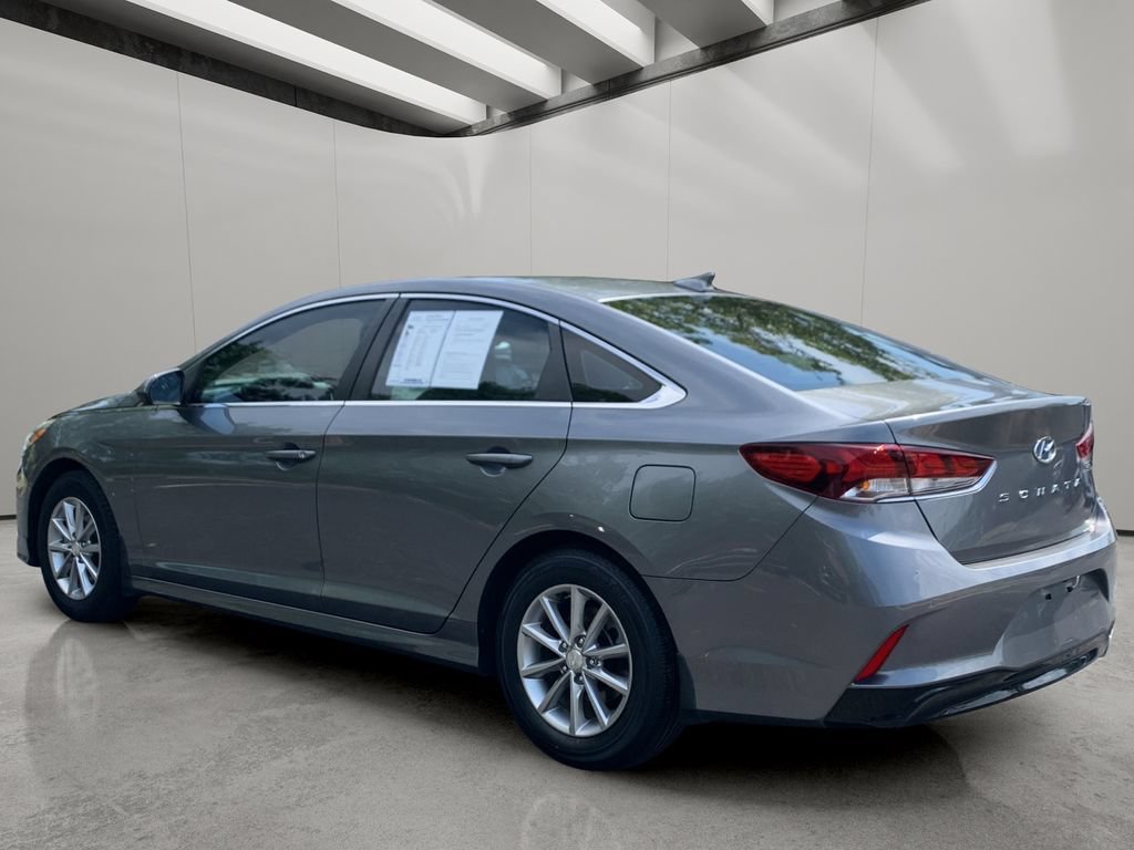Used 2018 Hyundai Sonata SE FWD image 3